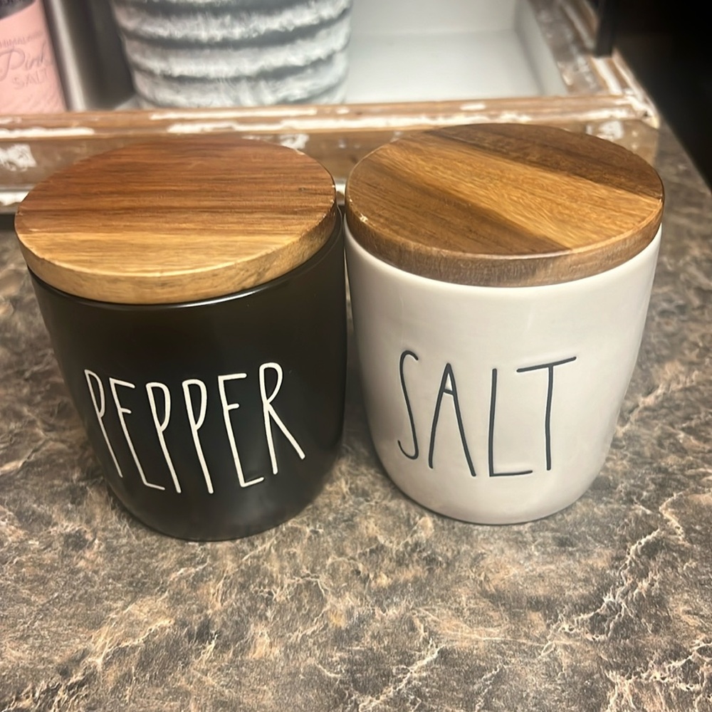 Black Pepper and White Salt Ceramic Canister Set with Wooden Lids